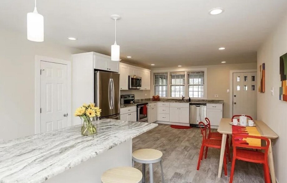 More Photos Of 1511 Bethlehem Pike, Flourtown Storefront Retail Residential For Sale