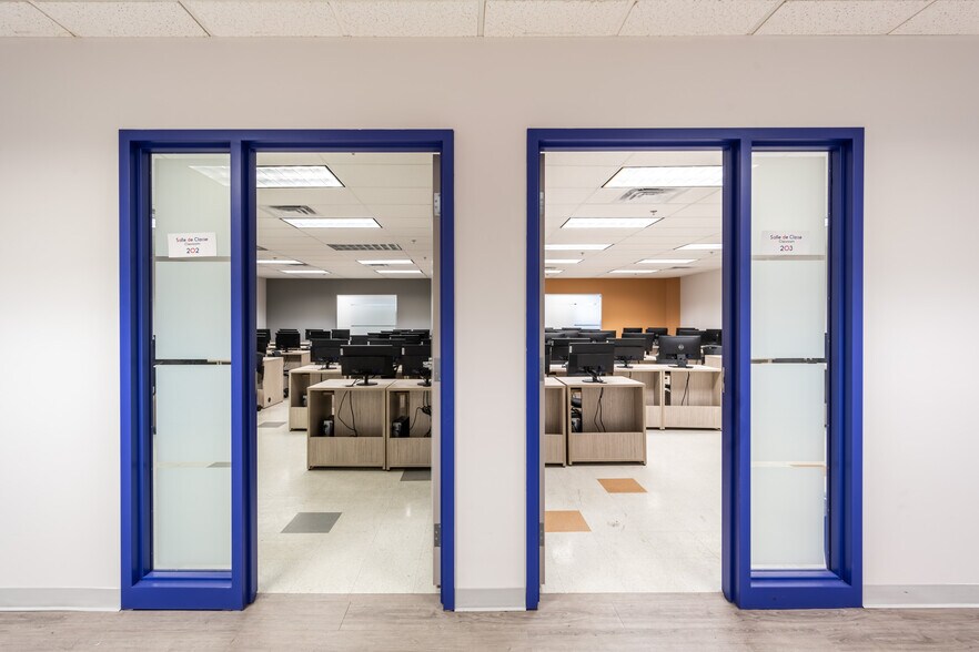 More Photos Of 10719-10721 Rue Lajeunesse, Montréal Office For Lease