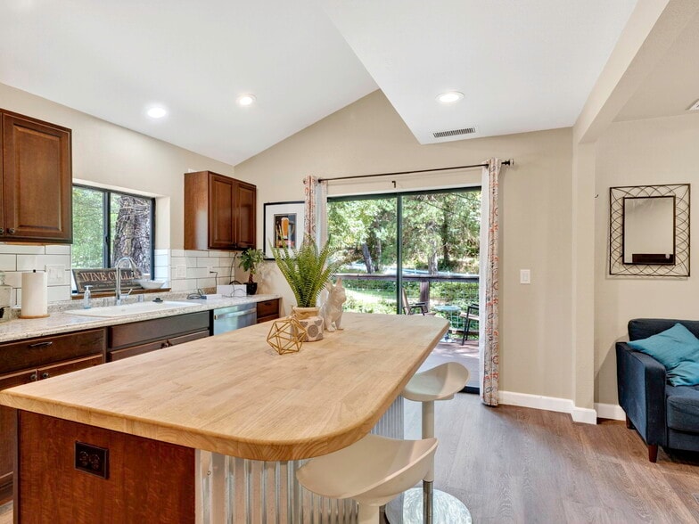 More Photos Of 16451 Golf rd, Cobb Golf Course Driving Range For Sale