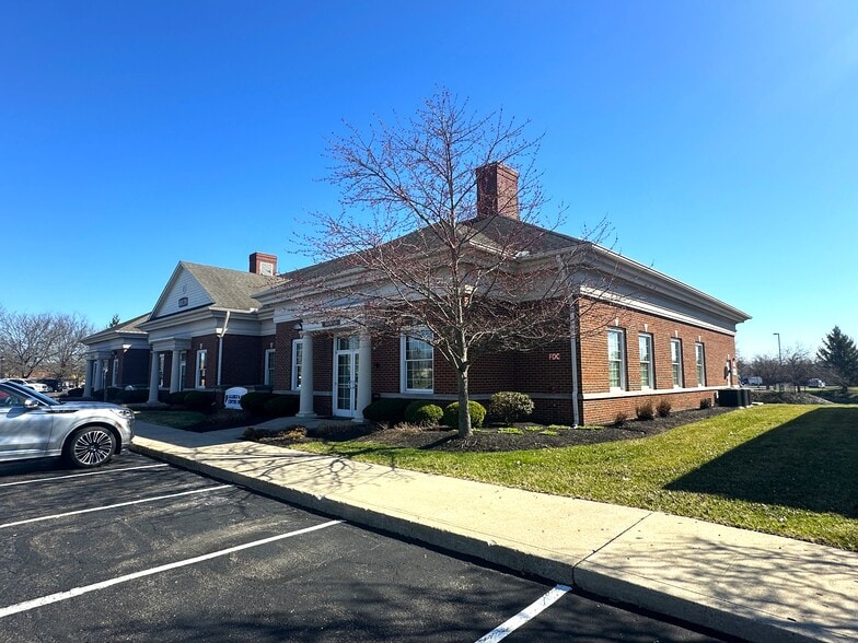 More Photos Of 8039 Washington Village Dr, Dayton Medical For Sale