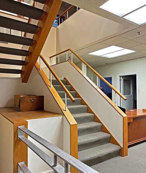 More Photos Of 125 1st Ave, Pittsburgh Office Residential For Sale