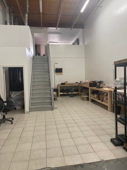 More Photos Of 1919 27th Ave NE, Calgary Warehouse For Sale