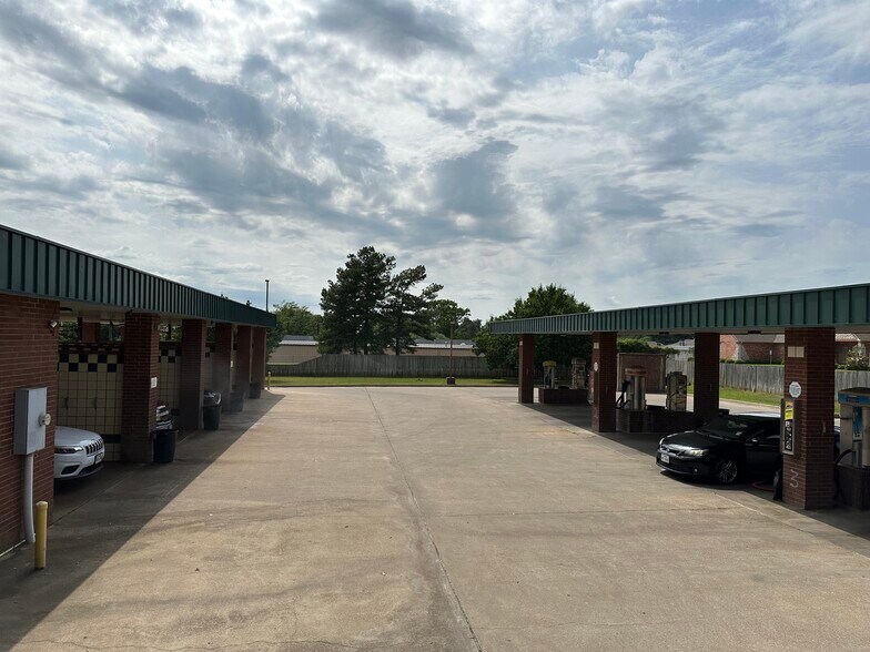 More Photos Of 2060 Shiloh Rd, Tyler Carwash For Sale