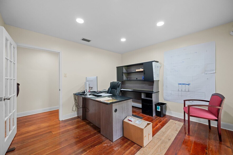 More Photos Of 7555 Half Mile Rd, Irvington Service For Sale