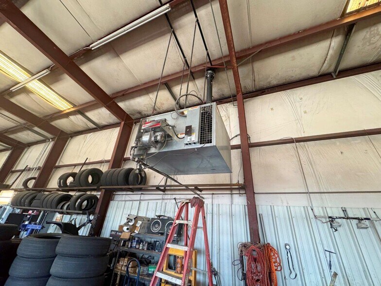 More Photos Of 2841 Old Franklin Tpke, Rocky Mount Auto Repair For Sale