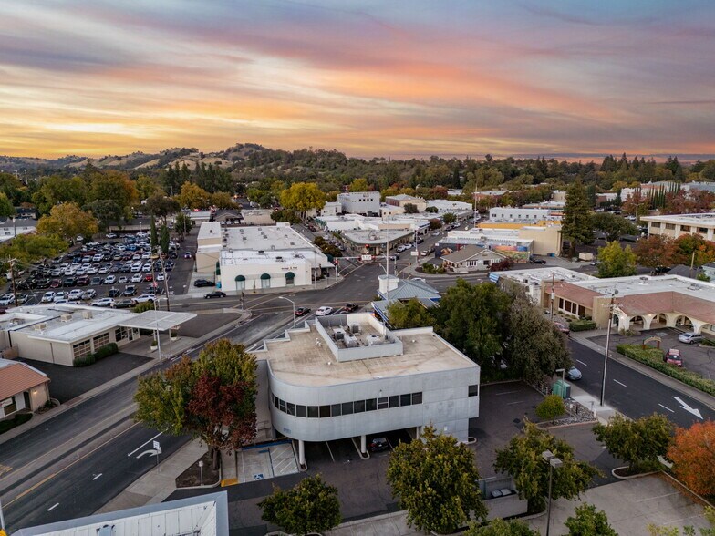 More Photos Of 425 Merchant St, Vacaville Office For Sale