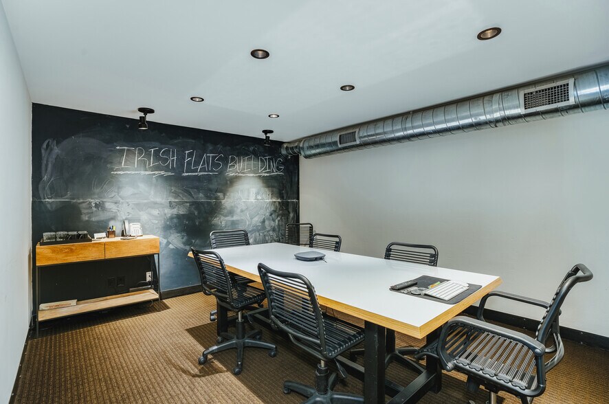 More Photos Of 311-321 Sixth St, San Antonio Office For Sale