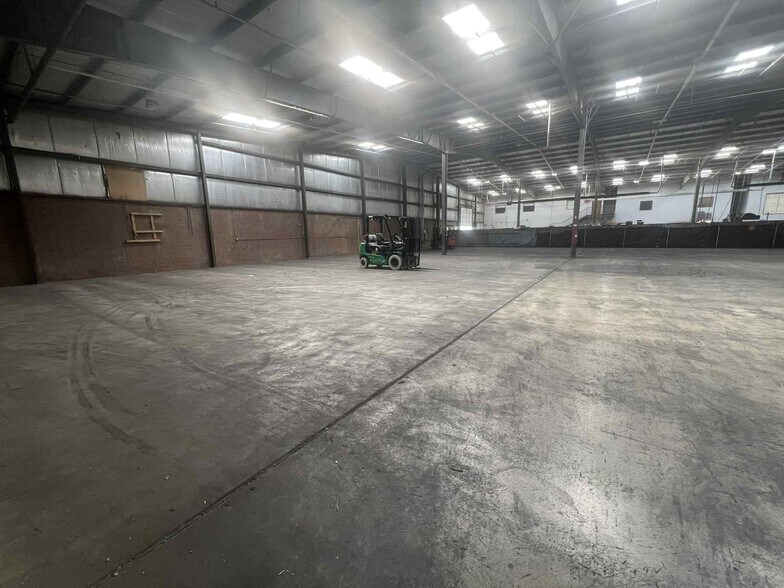 More Photos Of 1010 W Kershaw St, Ogden Manufacturing For Lease
