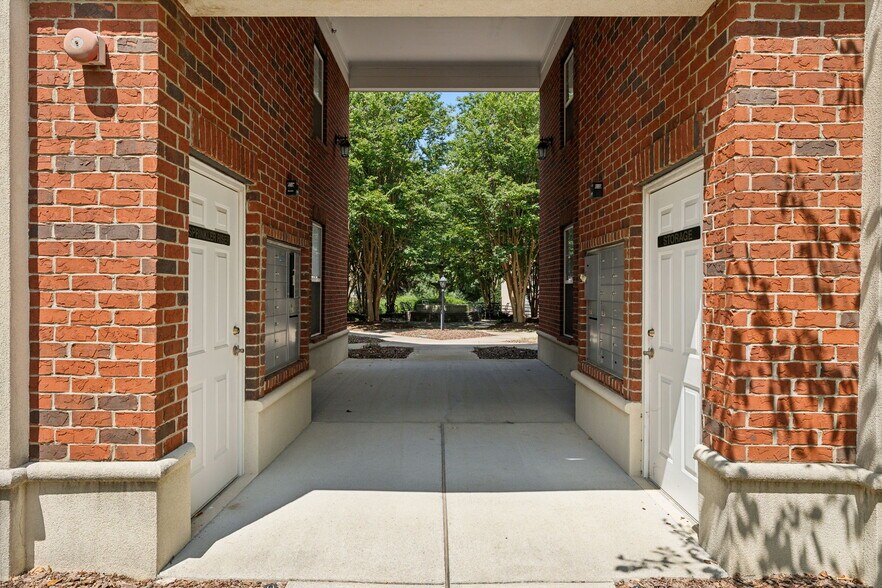 More Photos Of 321 Billingsly Ct, Franklin Loft Creative Space For Lease