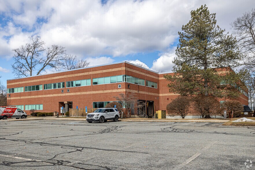 More Photos Of 43 Nagog Park, Acton Office For Sale