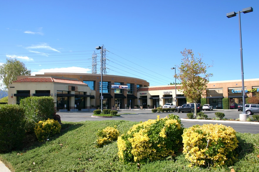 More Photos Of 23460 Cinema Dr, Valencia Unknown For Lease