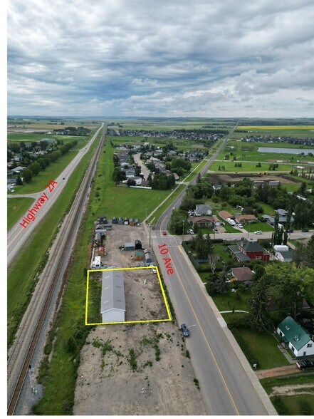 More Photos Of 670 10th Ave, Carstairs Land For Sale