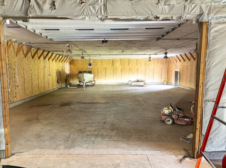 More Photos Of 11022 State Highway 122, Upson Warehouse For Sale