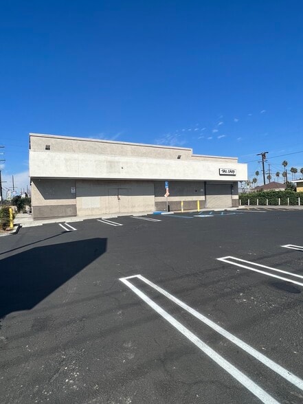 More Photos Of 15228-15230 S Avalon Blvd, Compton Storefront For Sale