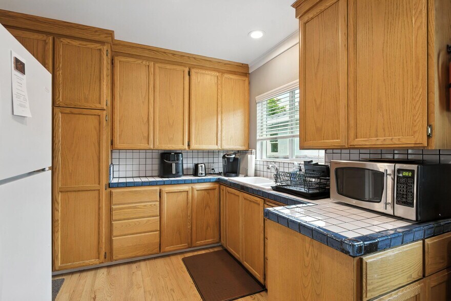 More Photos Of 1414 Meridian Ave, San Jose Office Residential For Sale