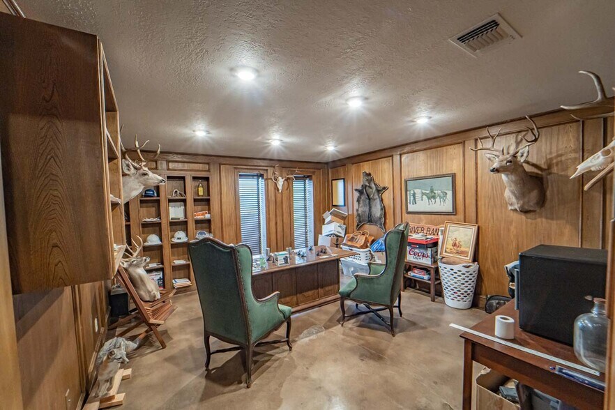 More Photos Of 3316 US Highway 180 W, Breckenridge Office For Sale