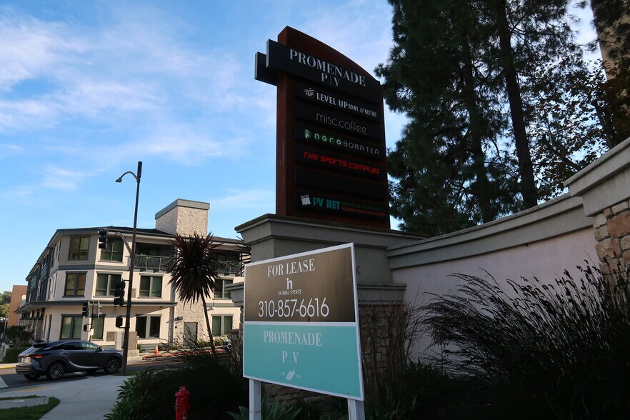 More Photos Of 520 Deep Valley Dr, Rolling Hills Estates Hospital For Lease