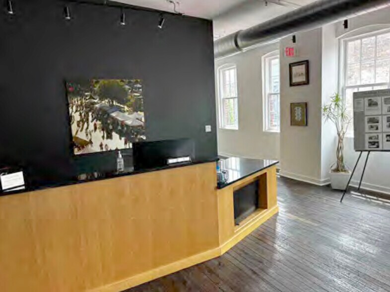 More Photos Of 210 Court Ave, Des Moines Office For Lease