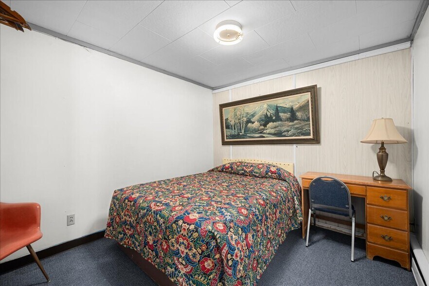 More Photos Of 1307 E Hwy 12, Harlowton Hotel For Sale