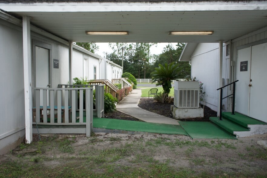 More Photos Of 5040 County Road 218, Middleburg Religious Facility For Sale