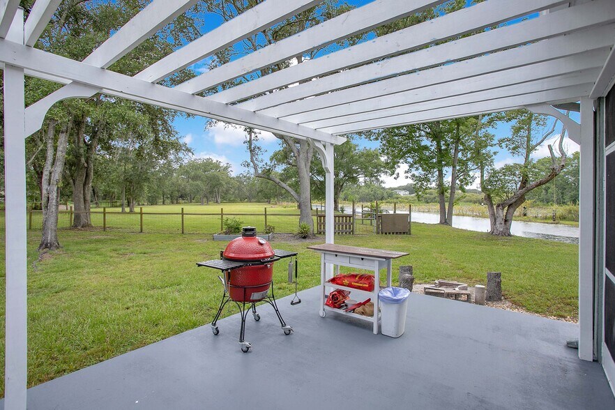 More Photos Of 19616 Livingston Ave, Lutz Land For Sale