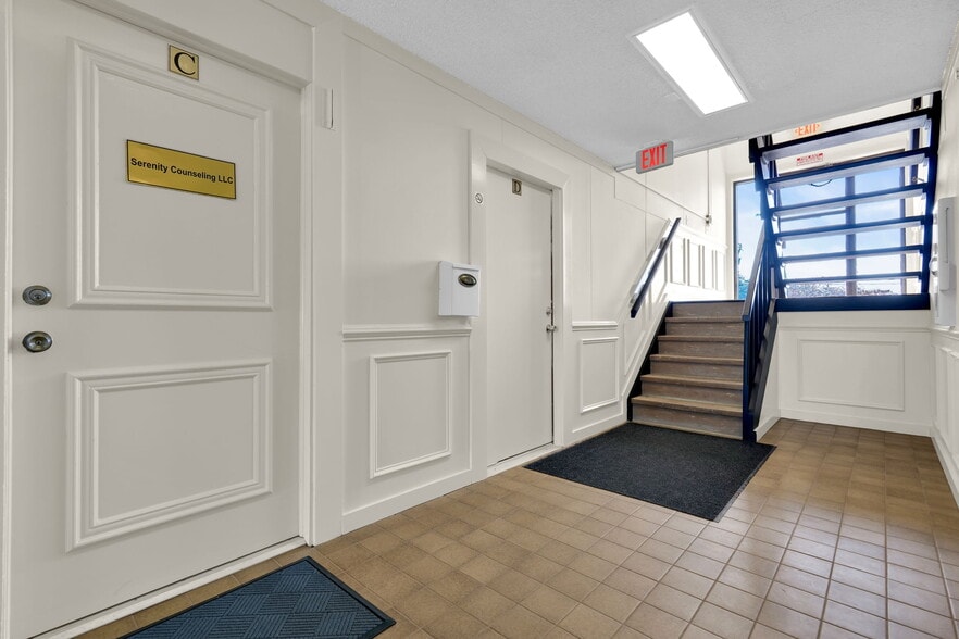 More Photos Of 70 Schanck Rd, Freehold Medical For Lease