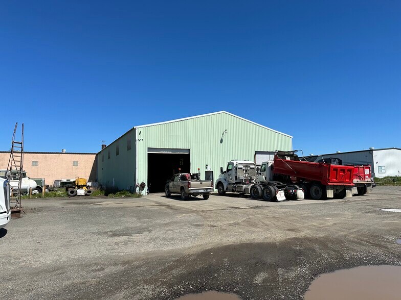 More Photos Of 5054 Peabody Rd, Fairfield Warehouse For Lease