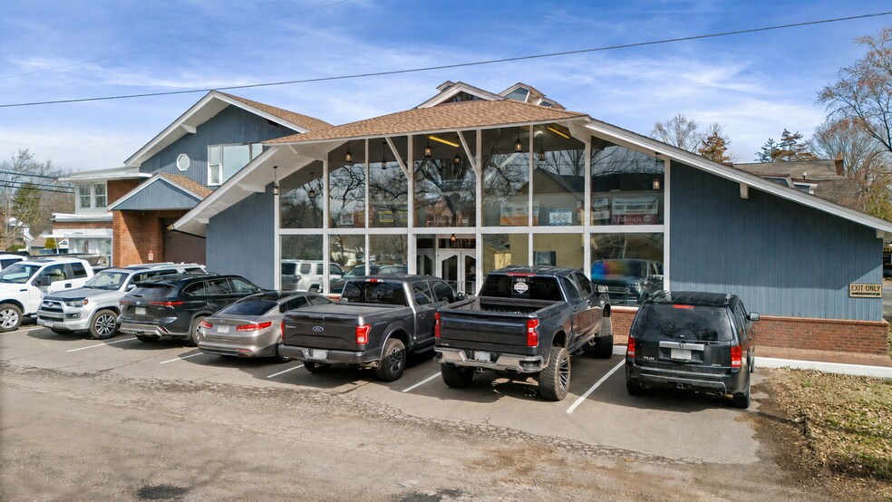 More Photos Of 101 E Marshall St, Remington Storefront Retail Office For Sale