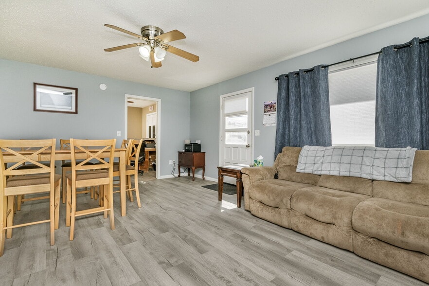 More Photos Of Falcon Motel, Stinnett Hotel For Sale