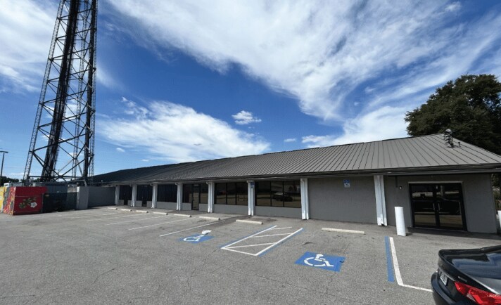 More Photos Of 709 N Park Rd, Plant City Office For Sale