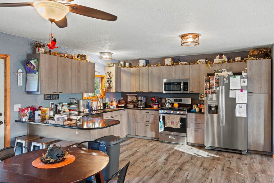 More Photos Of N4183 4th Ave, Hancock Bar For Sale