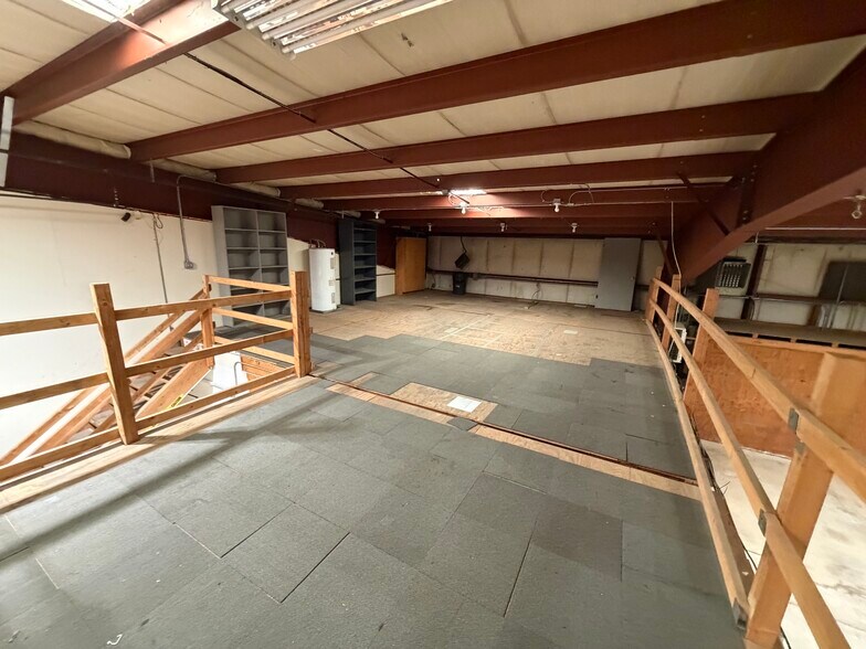 More Photos Of 9122-9124 SE 67th Ave, Portland Unknown For Lease