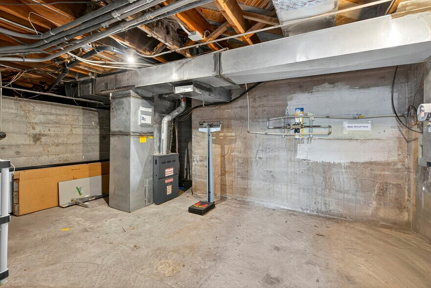 More Photos Of 5311-5315 N Vancouver Ave, Portland Medical For Sale