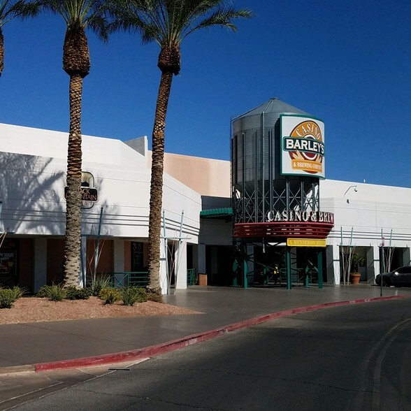 More Photos Of 4500 E Sunset Rd, Henderson General Retail For Lease