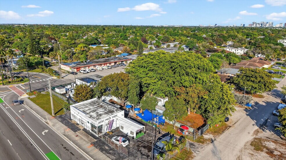 More Photos Of 3928 SW 12th Ct, Fort Lauderdale Manufacturing For Sale