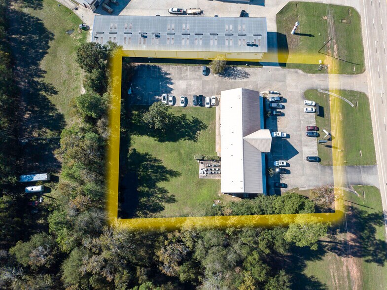 More Photos Of 12603 Highway 105 W, Conroe Office For Sale