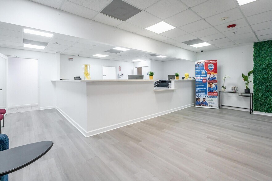 More Photos Of 12550 Biscayne Blvd, North Miami Medical For Sale