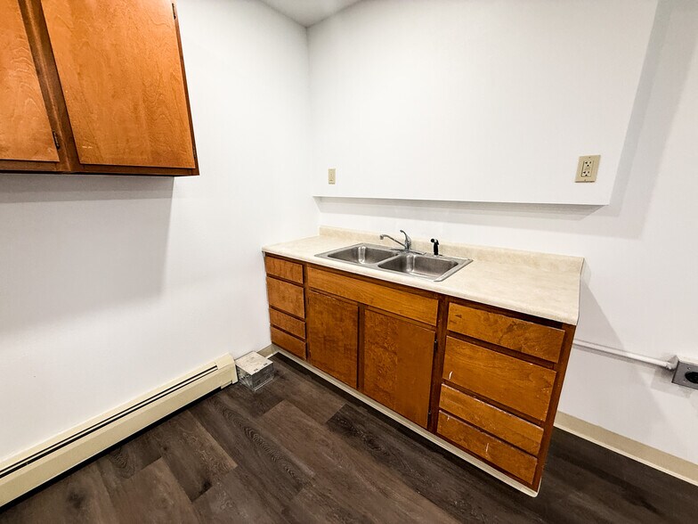 More Photos Of 138 1st St, Malta Office For Sale