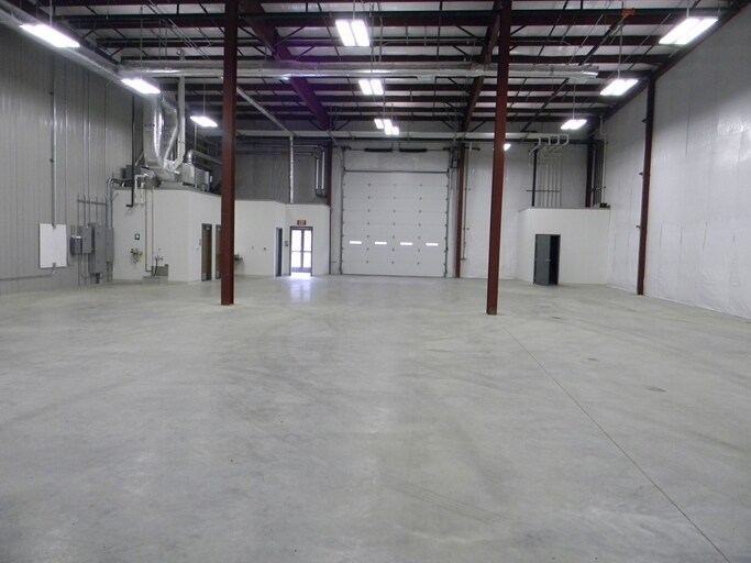 More Photos Of 212 Airport Rd, Lewis Run Warehouse For Lease