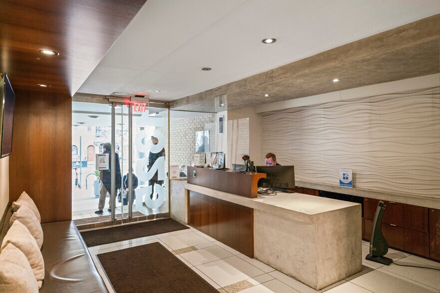 More Photos Of 1325 18th St NW, Washington Office For Lease