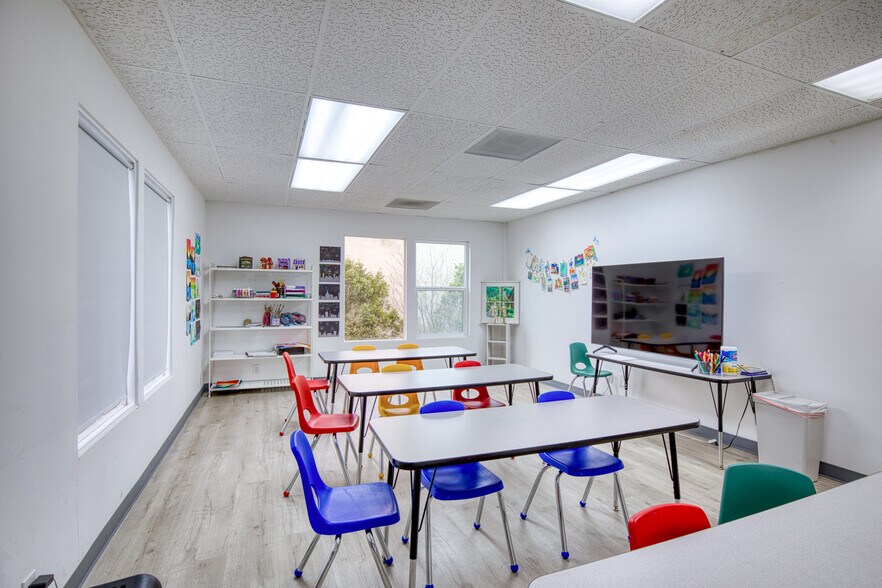 More Photos Of 8311 Westminster Blvd, Westminster Medical For Lease