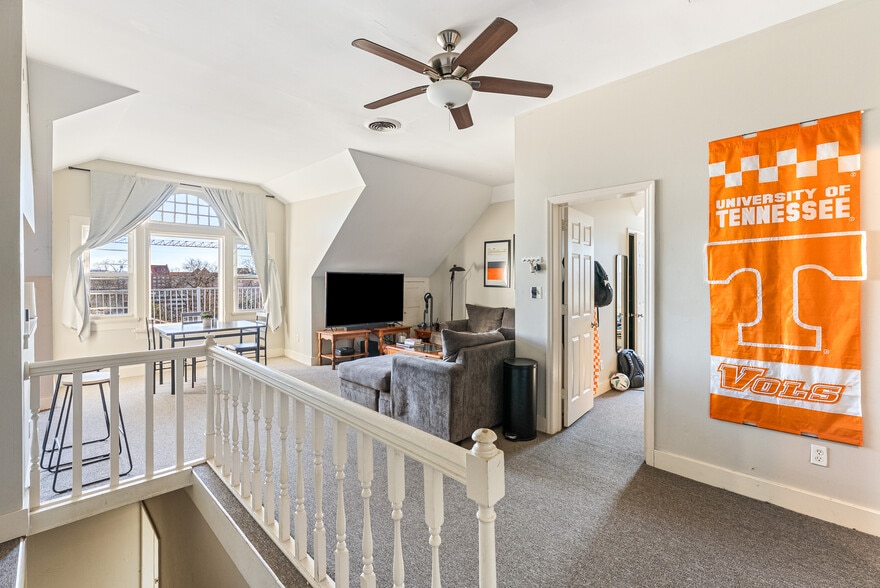 More Photos Of 1733 W Clinch Ave, Knoxville Apartments For Sale