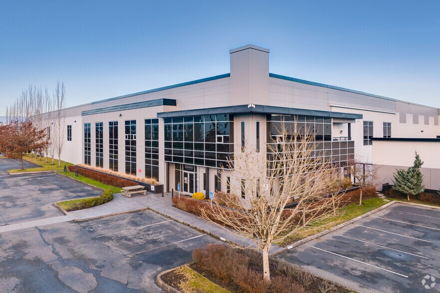 More Photos Of 19125 28 Av, Surrey Distribution For Lease