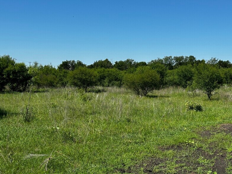 More Photos Of TBD Scott Street, Kyle Land For Sale