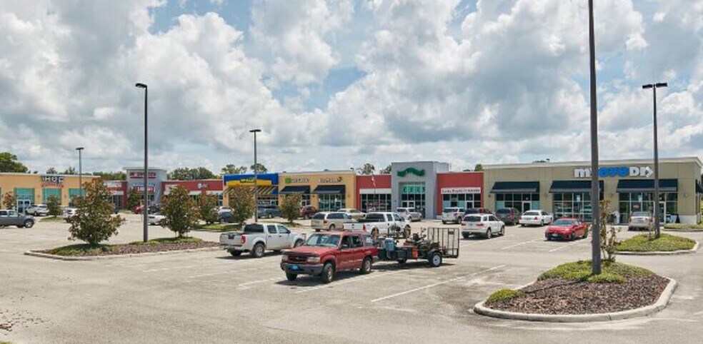 More Photos Of 11100 SW 93 Court Rd, Ocala Unknown For Lease