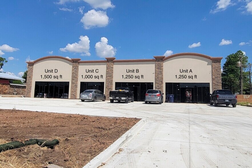 More Photos Of 1341 SW 59th St, Oklahoma City General Retail For Lease