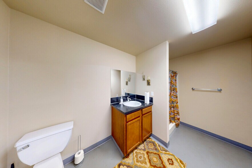 More Photos Of 1579 National Ave, Chehalis Industrial For Sale