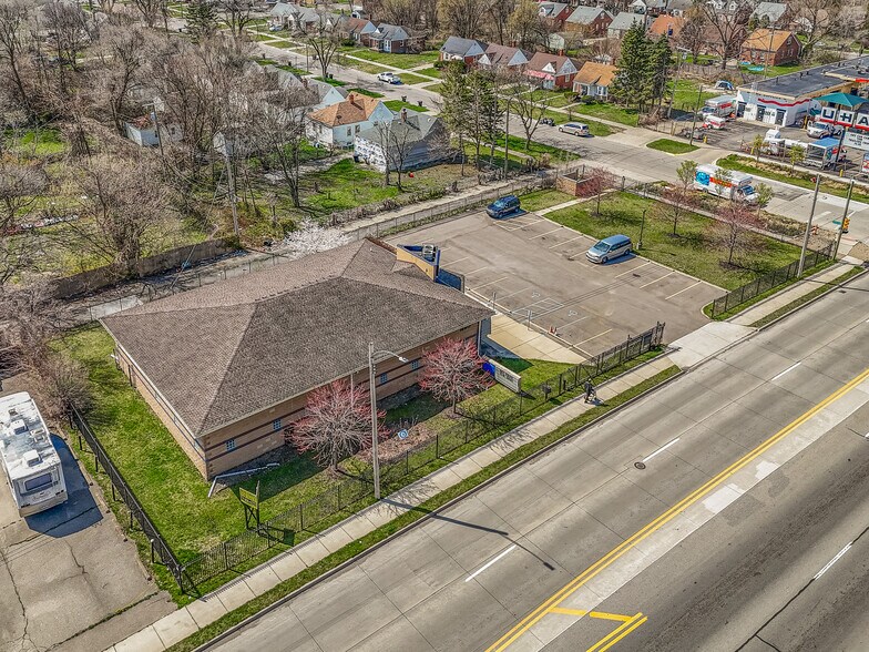 More Photos Of 18917 Joy Rd, Detroit Medical For Sale