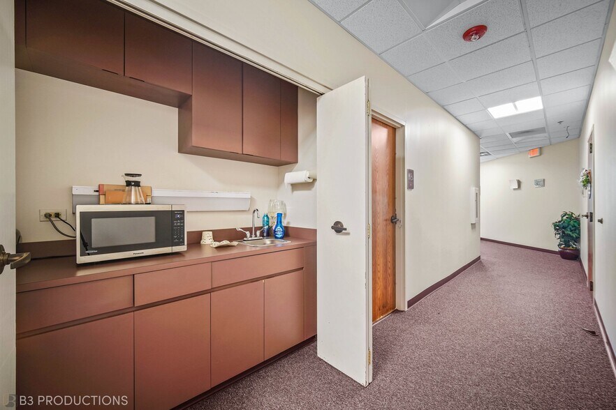 More Photos Of 5330 Main St, Downers Grove Apartments For Sale