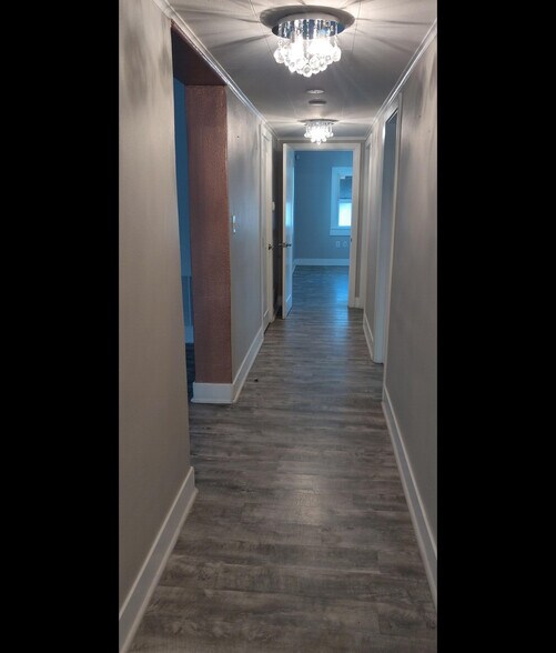 More Photos Of 514 E Bonneville Ave, Las Vegas Freestanding For Lease